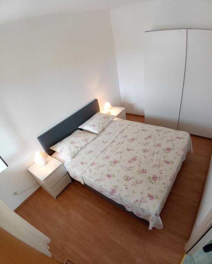 Apartments Villa Brudi Vinišće Dış mekan fotoğraf