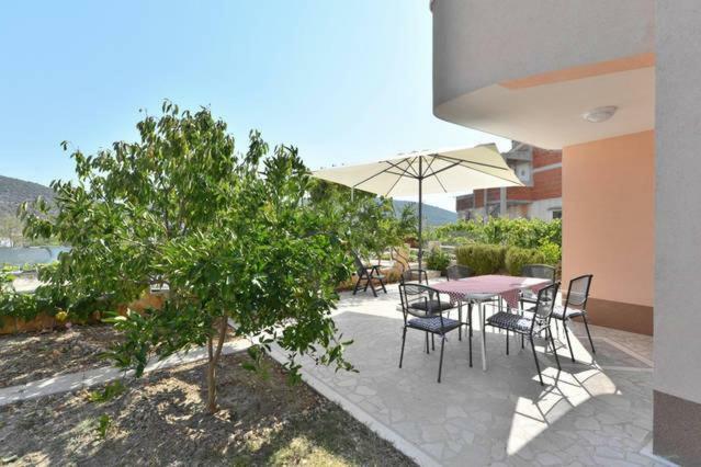 Apartments Villa Brudi Vinišće Dış mekan fotoğraf