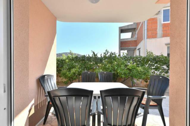Apartments Villa Brudi Vinišće Dış mekan fotoğraf