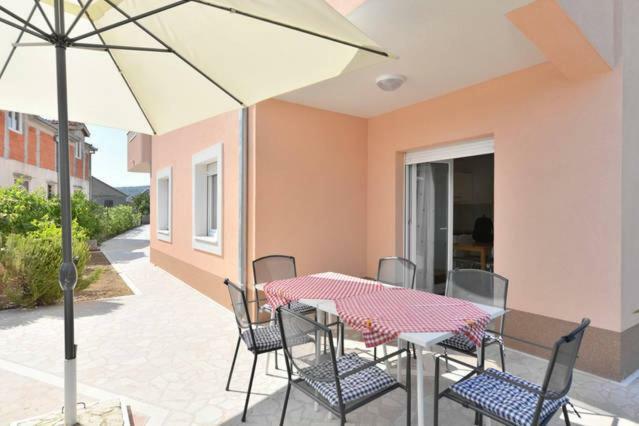 Apartments Villa Brudi Vinišće Dış mekan fotoğraf